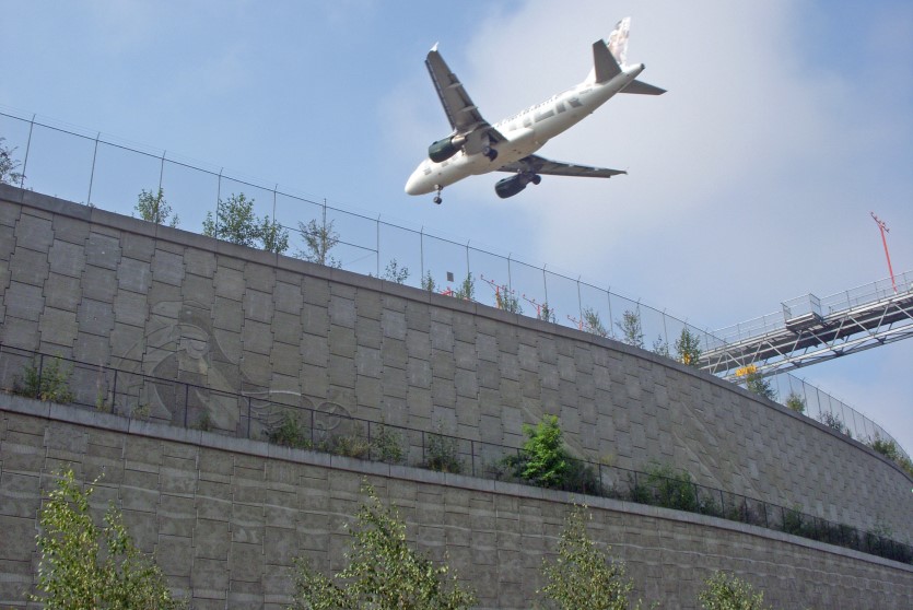 Mur MSE de l'aéroport